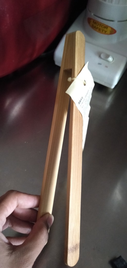 Penjepit Saji / Penjepit Makanan , Bajan Bambu 24cm Os576