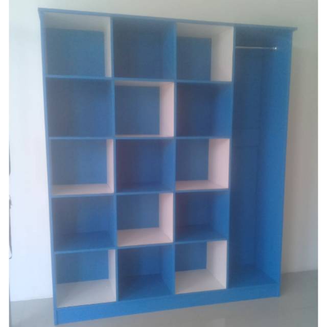 RAK DAN MEJA LAUNDRY BIRU PUTIH