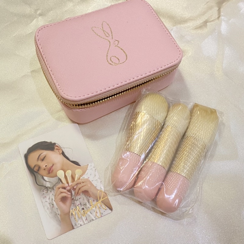 AERIS Brush x Maudy Ayunda