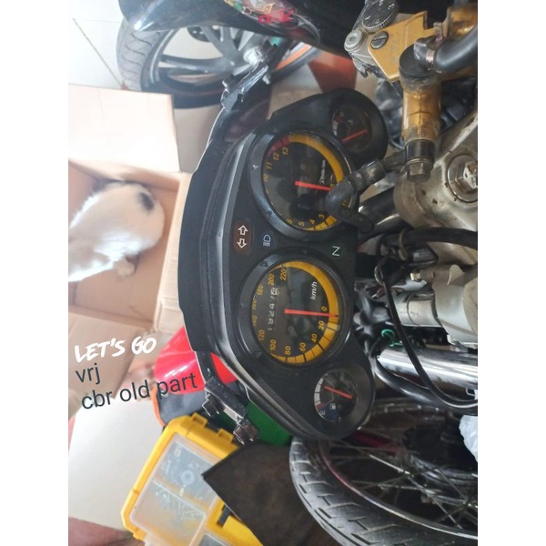 speedometer cbr old