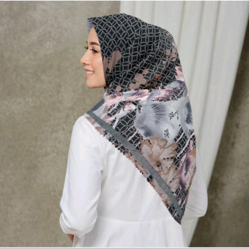 Terbaru !! Hijab Voal Segiempat Motif Inka Hitam Kerudung Segiempat Motif