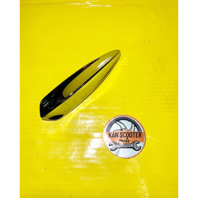 Mudguard Crest / Jengger Spakbor Vespa Primavera
