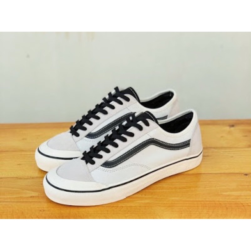 VANS STYLE 36 DECON SF V66 MARSHMALLOW