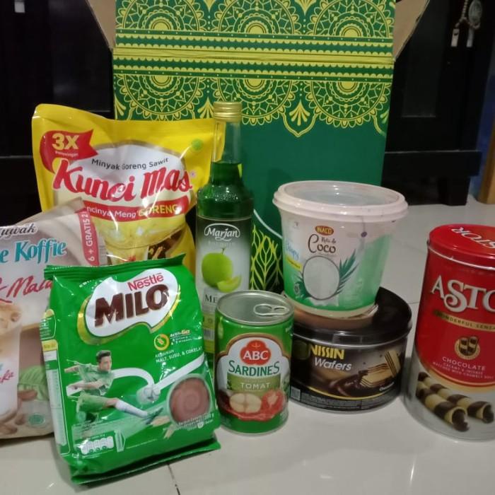 

hampers paket lebaran ramadhan parsel sembako dan kue Best Seller
