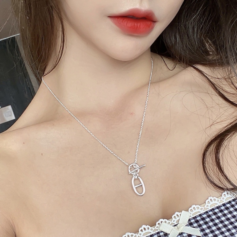 Kalung Rantai Liontin Bahan Metal Gaya Punktrendy Untuk Wanita