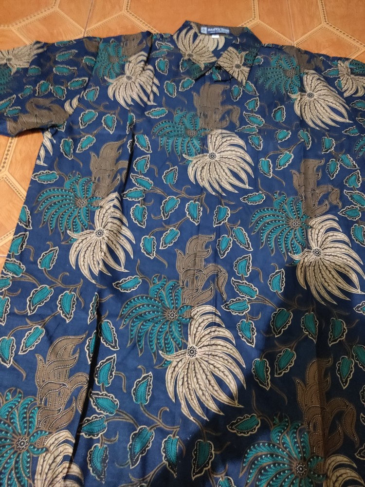 Hem Batik Pria Lengan Pendek Motif Daun Pohon Hijau Biru Batik Pekalongan Jawa