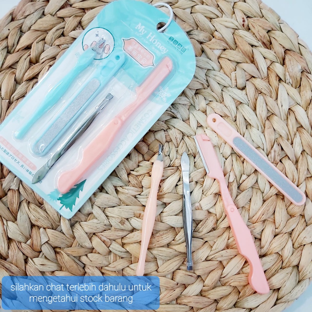 MANICURE SET 4 PISAU ALIS PEDICURE ALAT SET KUKU DAN CUKURAN WANITA