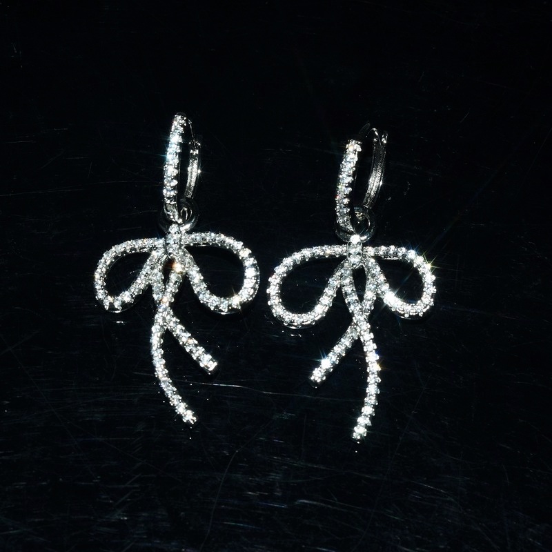 Fashion Simple Diamond Bow Eardrops Personalized Earrings