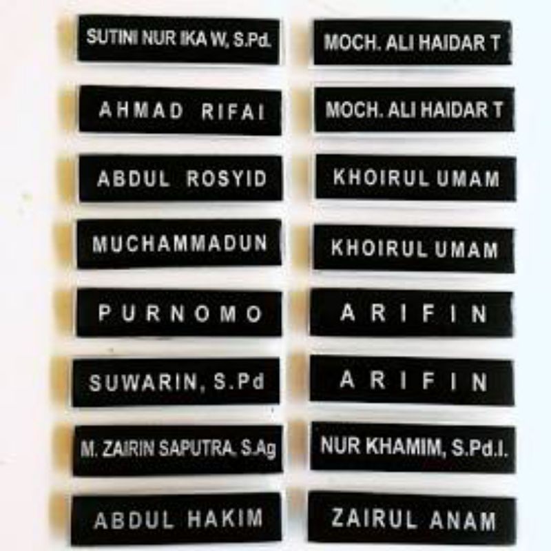 

NAME TAG RESIN CUSTOM