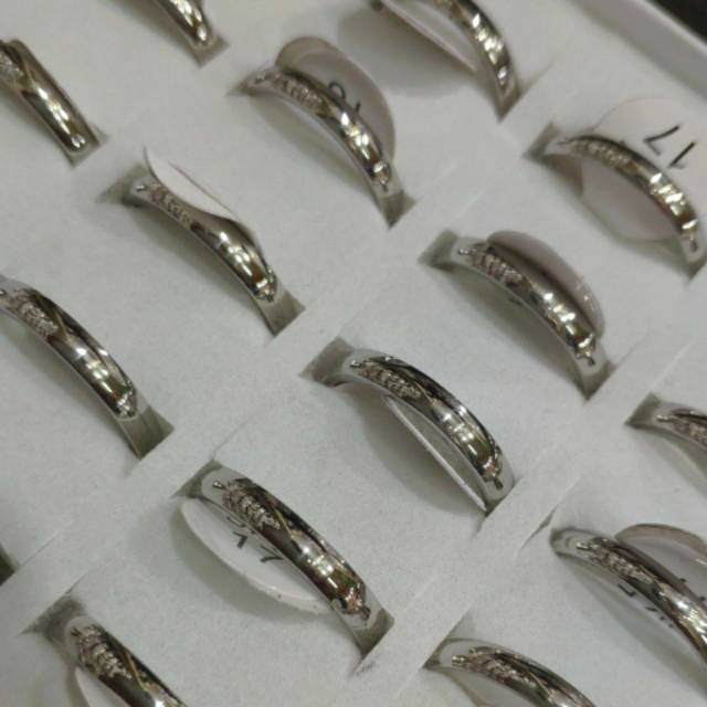 Cincin titanium 36pcs putih polos 3mili