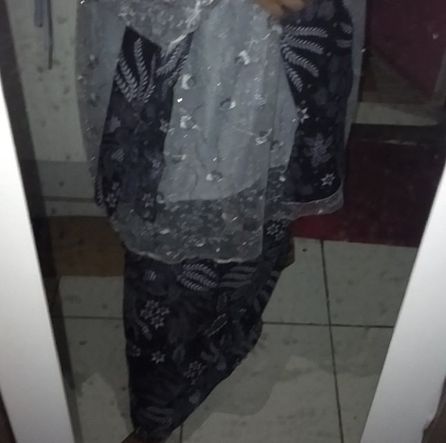 Ada Anak - Shopashop Solo Batik Kebaya Couple Carisa Selendang Brukat Tille Mutiara