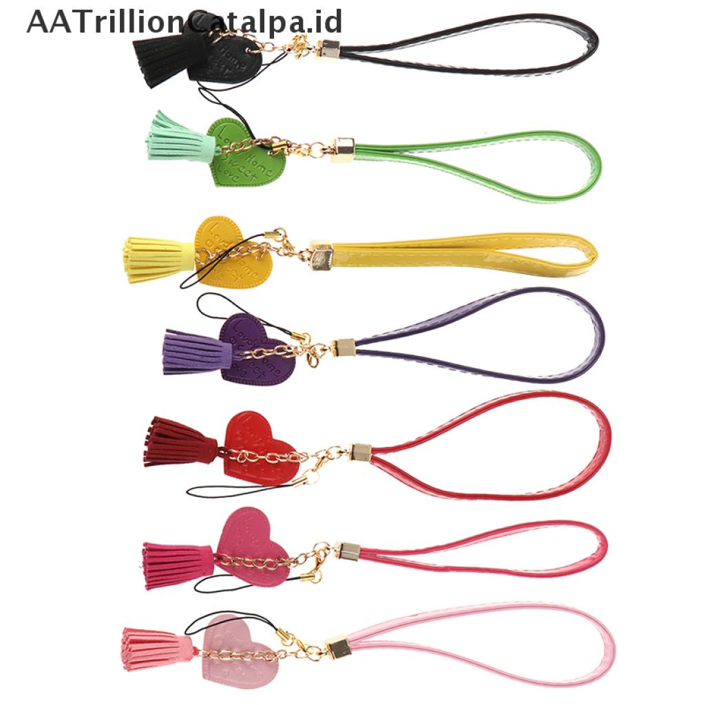 (AATrillionCatalpa) Tali Lanyard Motif Hati Aksen Rumbai Untuk Gantungan Kunci / Handphone