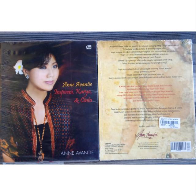 ANNE AVANTIE : INSPIRASI, KARYA, & CINTA
Oleh: Anne Avantie