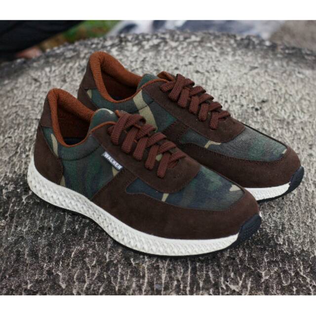 Sepatu Sneakers Casual Pria Walkers Alphabounce Casual Pria Jalan Santai Nongkrong Gaya Kuliahan