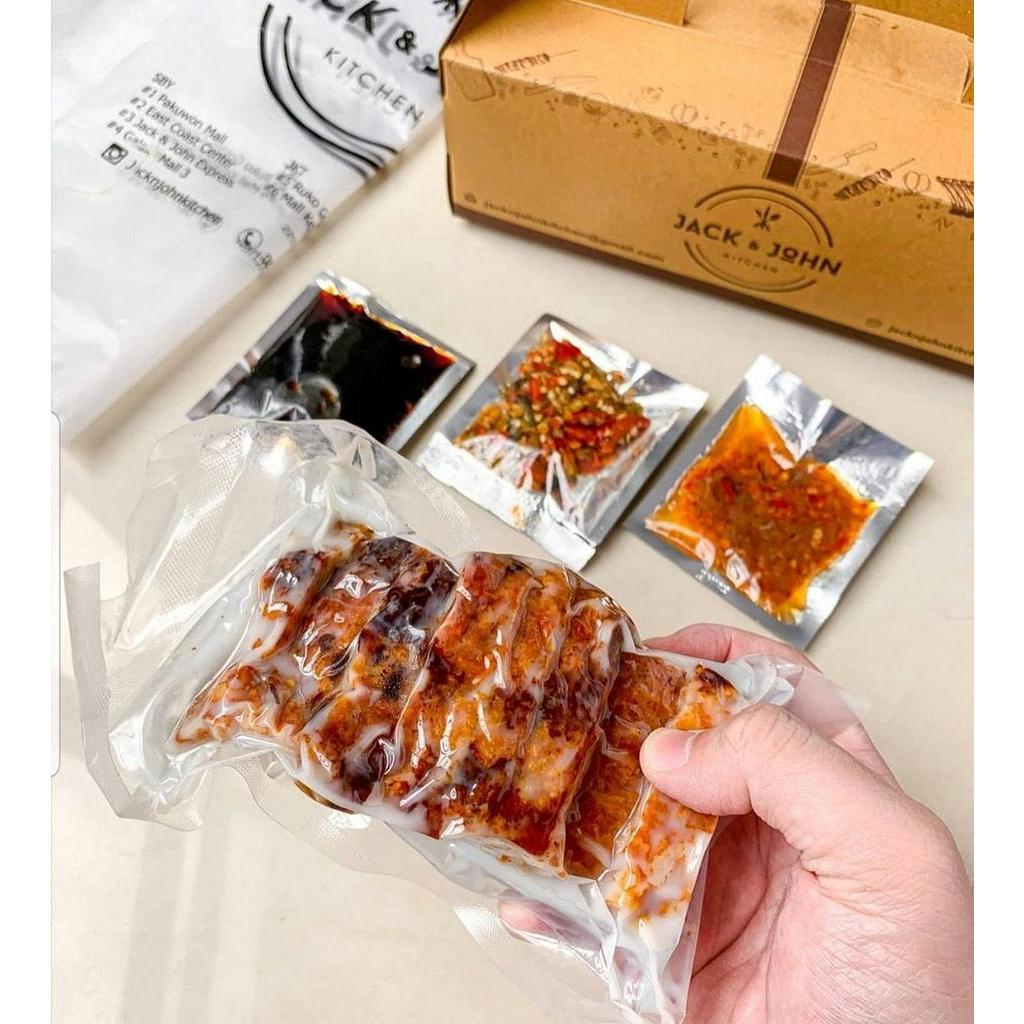 

Babi Kriuk Vaccum Packed Reguler - Jack & John Kitchen