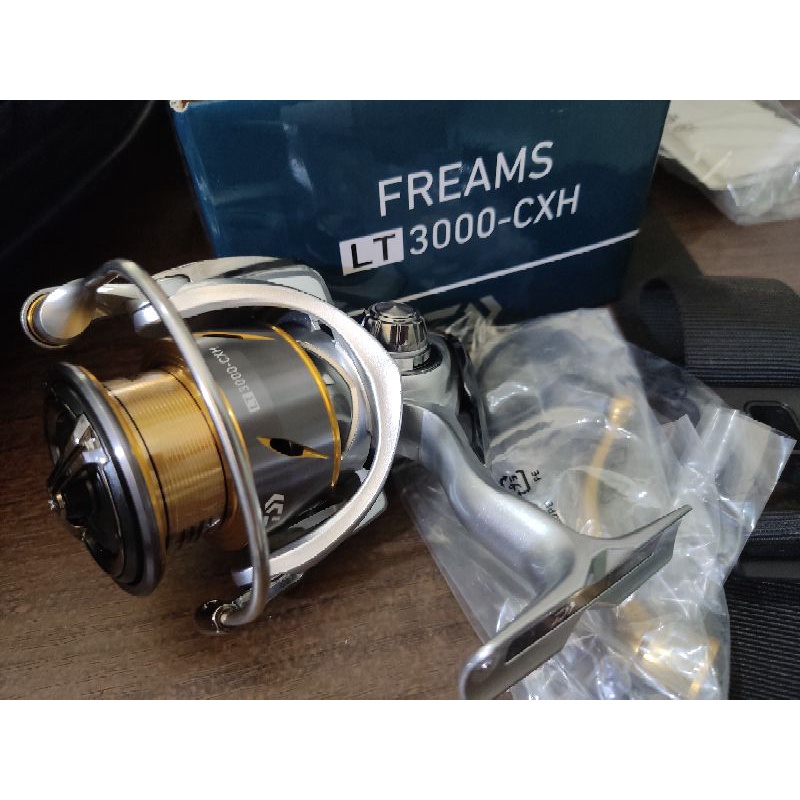 Daiwa 2021 Freams LT 3000CXH New Reel Daiwa