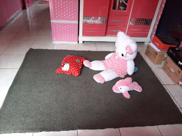 Karpet kain bulu domba