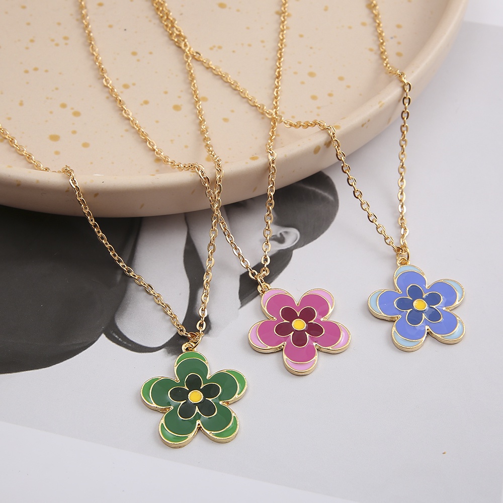 Creative Color Butterfly Pendant Multilayer Necklace Metal Flower Necklace for Women Double Love Heart Jewelry Fashion Accessories