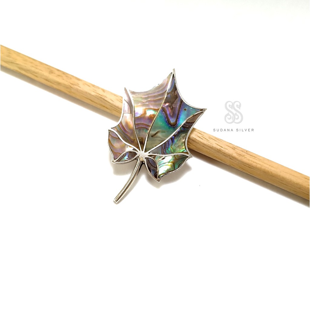 Bros Motif Daun Perak Kerang Pawa Silver 925 Bali