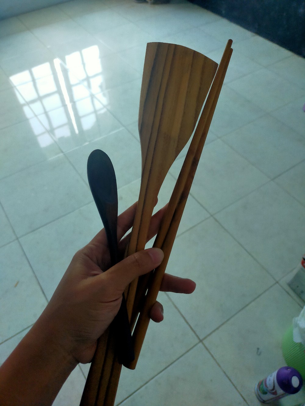 Anazu | Spatula Kayu