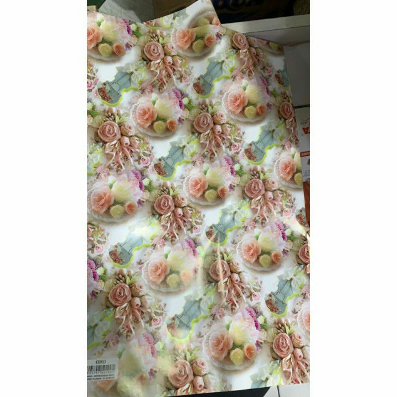 

kertas kado / bungkusan kado / paper gift