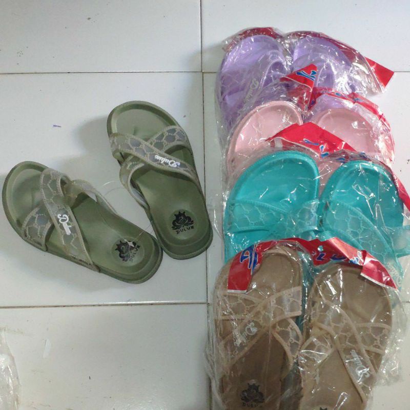 Dulux sandal X anak perempuan