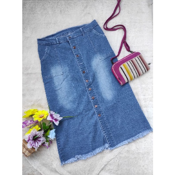Rok Span Jeans Jumbo Size 33-40/Rok Span Panjang XL-XXXL/Rok Lepis Wanita Span Fariasi Kancing Rawis-LIGHT BLUE