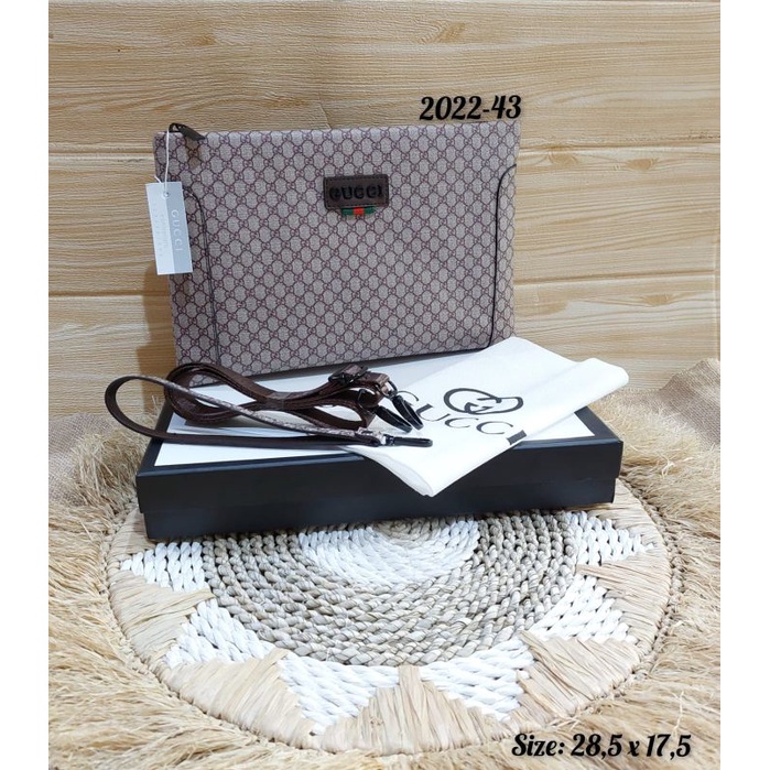 Clutch Wanita Free Box