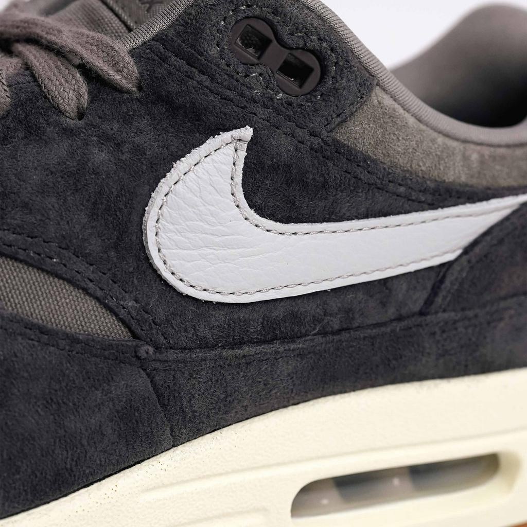 Air Max 1 Crepe Soft Grey