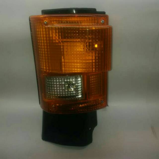 lampu sen fuso fighter fm516