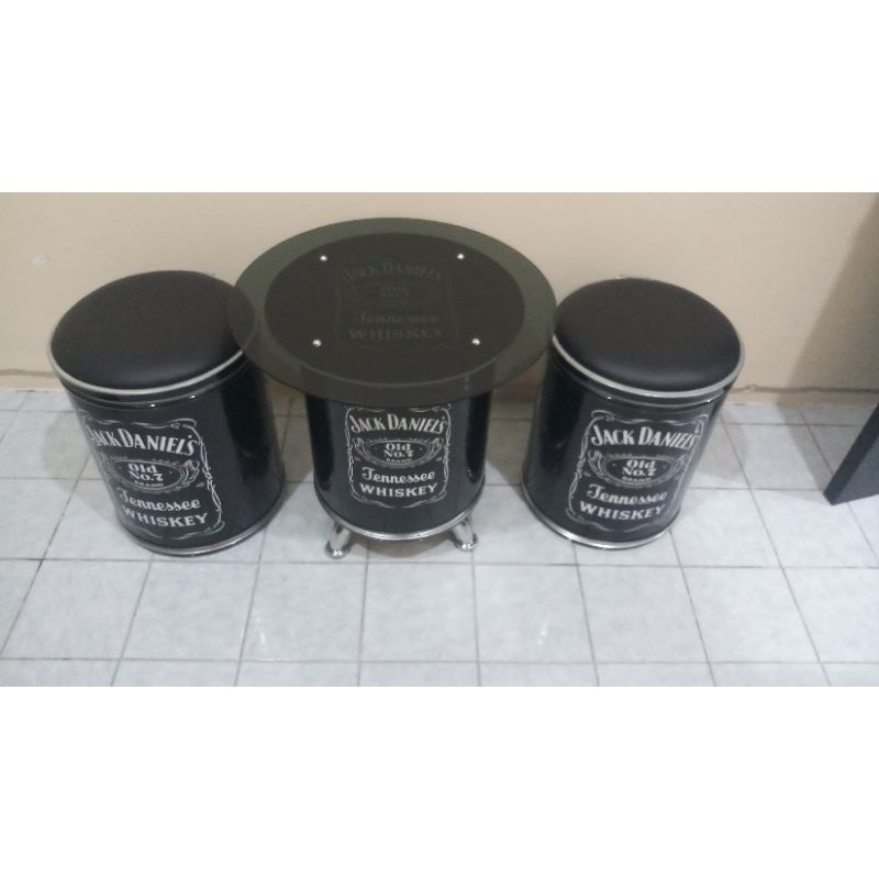 KURSI TONG UNIK SERBAGUNA Teras Dan Cafe