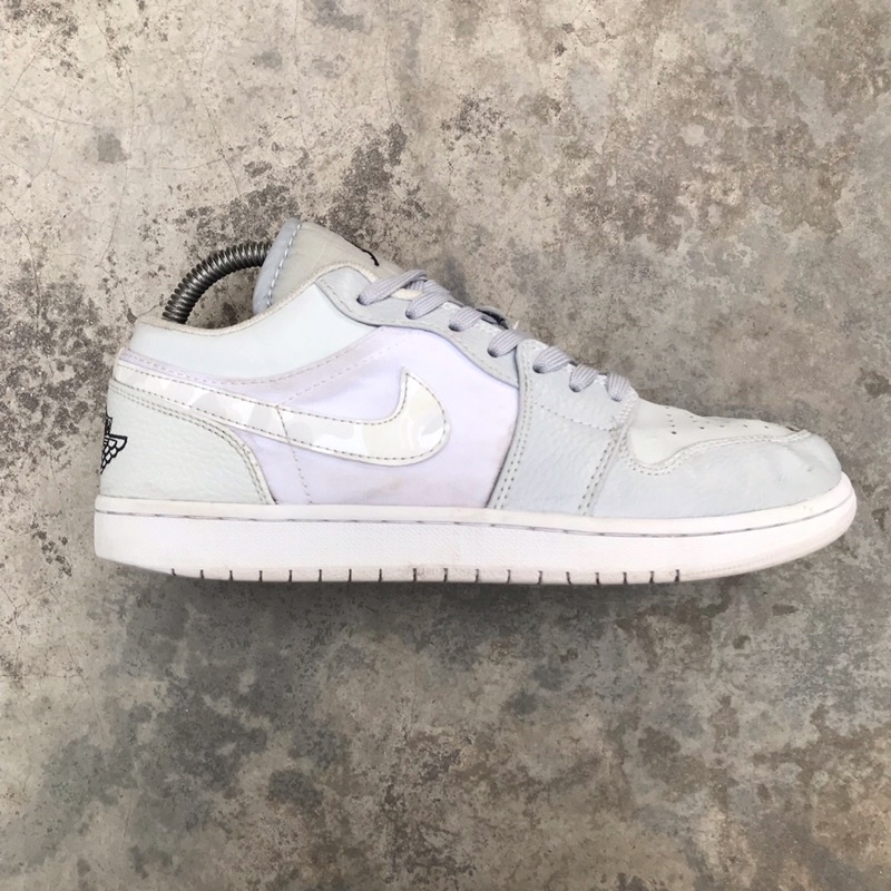 [PUSAT SEPATU SECOND] Air Jordan 1 Low White Camo