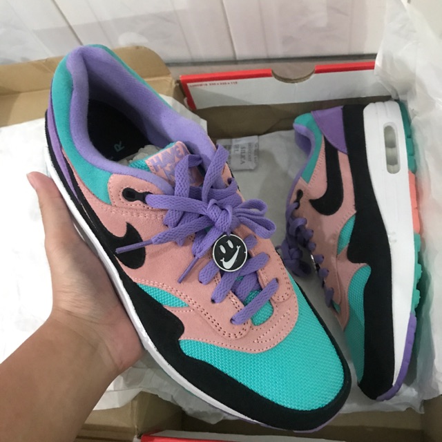 NIKE AIR MAX 1 HAVE A NIKE DAY