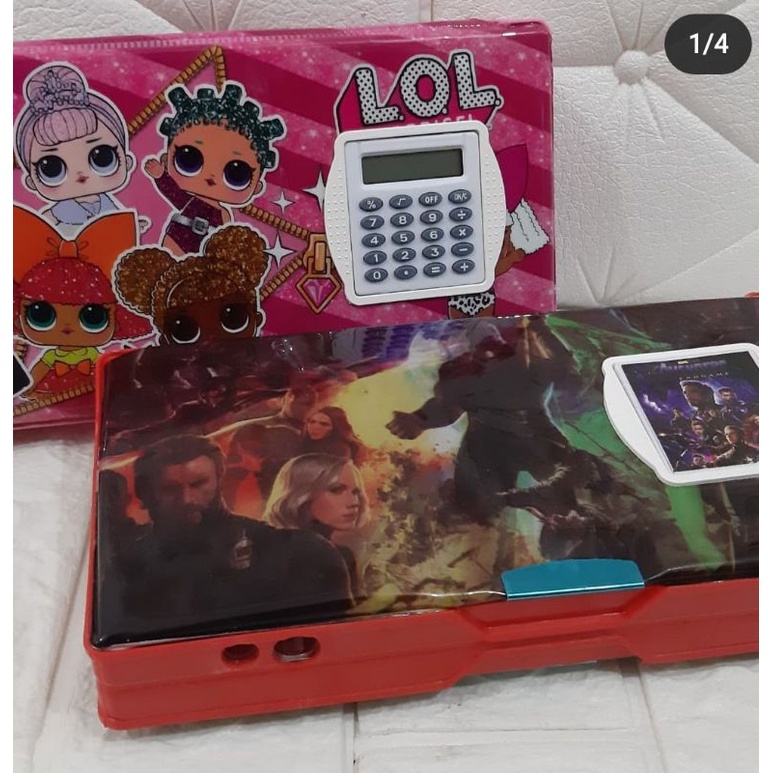

KOTAK PENSIL MAGNET KALKULATOR/TEMPAT PENSIL KARAKTER