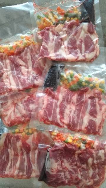 Daging Sapi Slice 120gr Komplit Bumbu Dan Sayuran Yoshinoya Slice Beef Shopee Indonesia