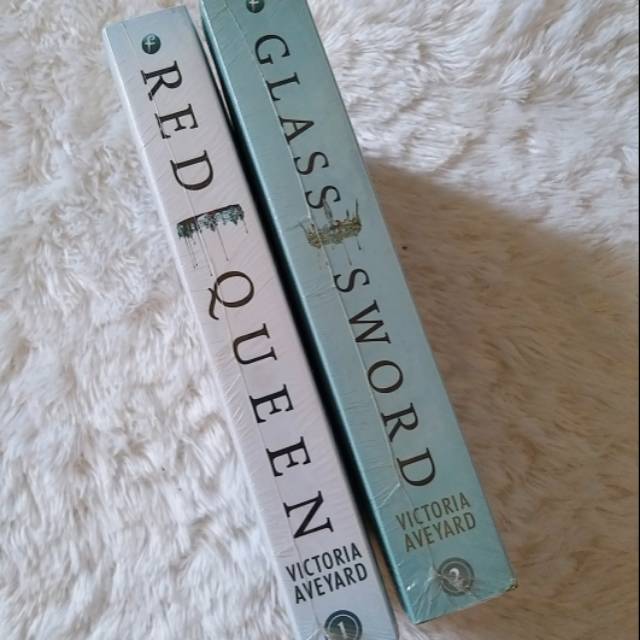 Red Queen Glass Sword Preloved Novel