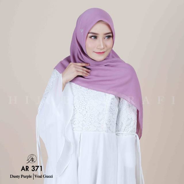 AR 371/ Hijab segiempat / Hijab Arrafi