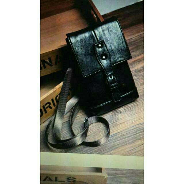 TAS SELEMPANG MINI-TAS HP-TAS TRENDY-TAS KEREN COWOK-TAS BRANDED-TAS MINI-TAS KULIT PIETO IMPOR