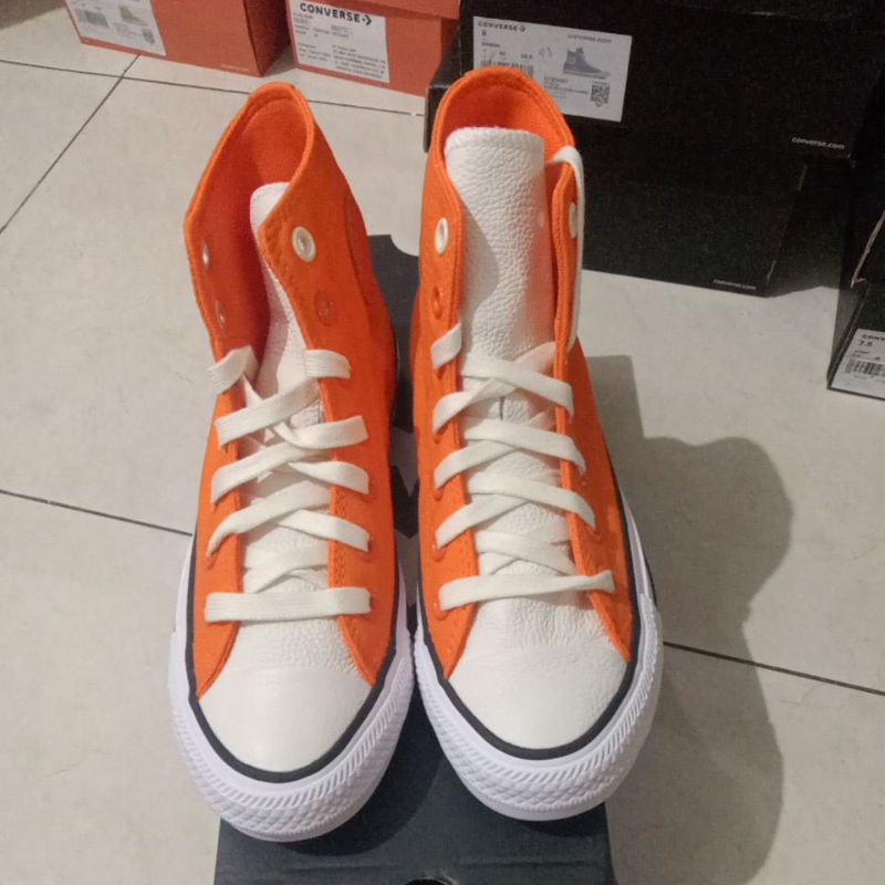 sepatu Converse original 571677C