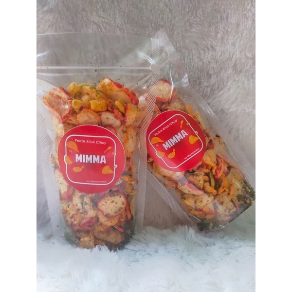 

Kerupuk Seblak Pedas Daun Jeruk ukuran 80 gr