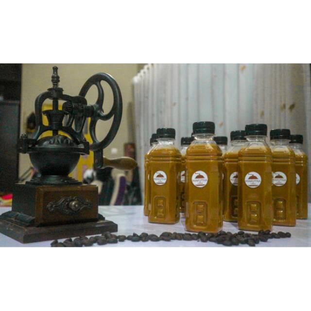 

Kopi Susu Dingin (Chilled Coffee Milk)