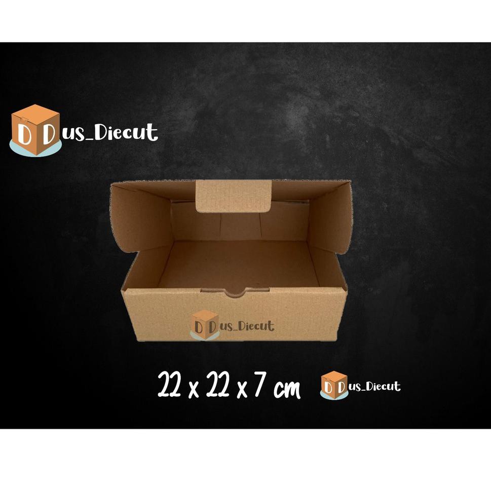 

[ A - H ] Kardus die cut uk. 22x22x7 cm (model box pizza)