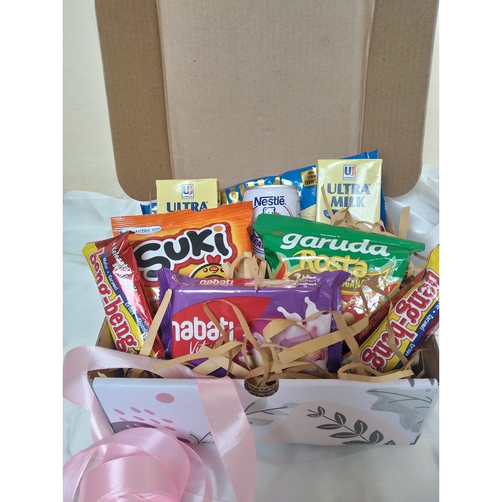 

Hampers Snack / Bucket Snack / Kado Ulangtahun