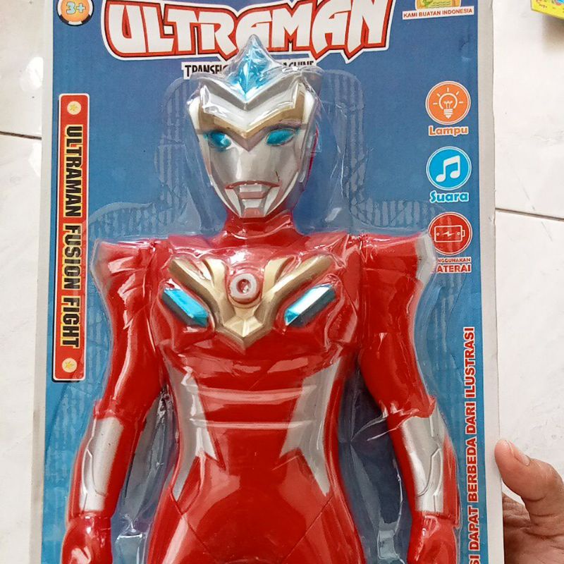 OCT 8220 - Mainan Robot Ultraman  ukuran 40cm suara Bunyi Nyala Lampu Light OCT8220