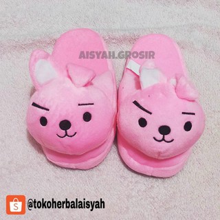  sandal  boneka BT21 karakter  bulu  lembut untuk dirumah 