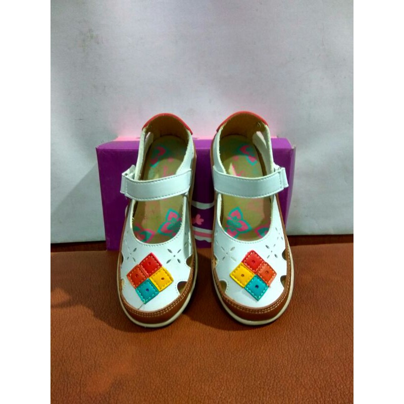 SEPATU ANAK WANITA SPOTTY MIRA 33.....