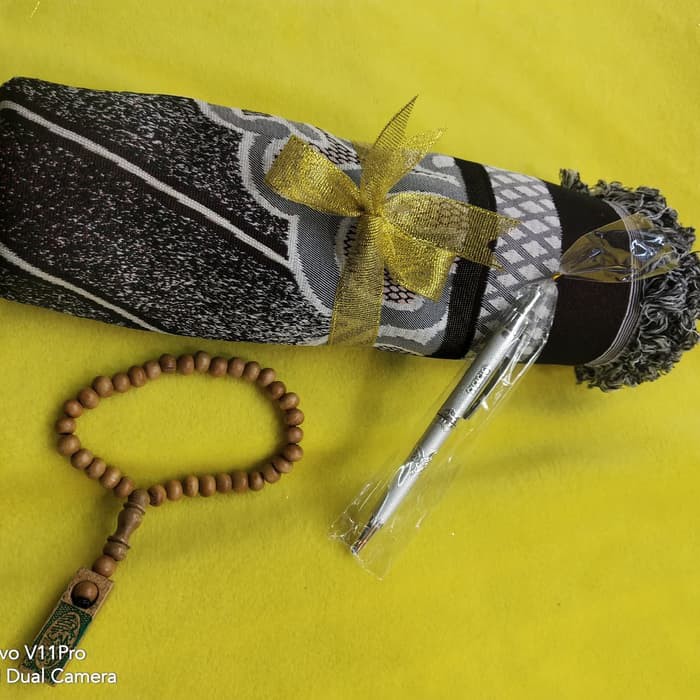 sajadah alisya souvenir plus tasbih dan pulpen cantik