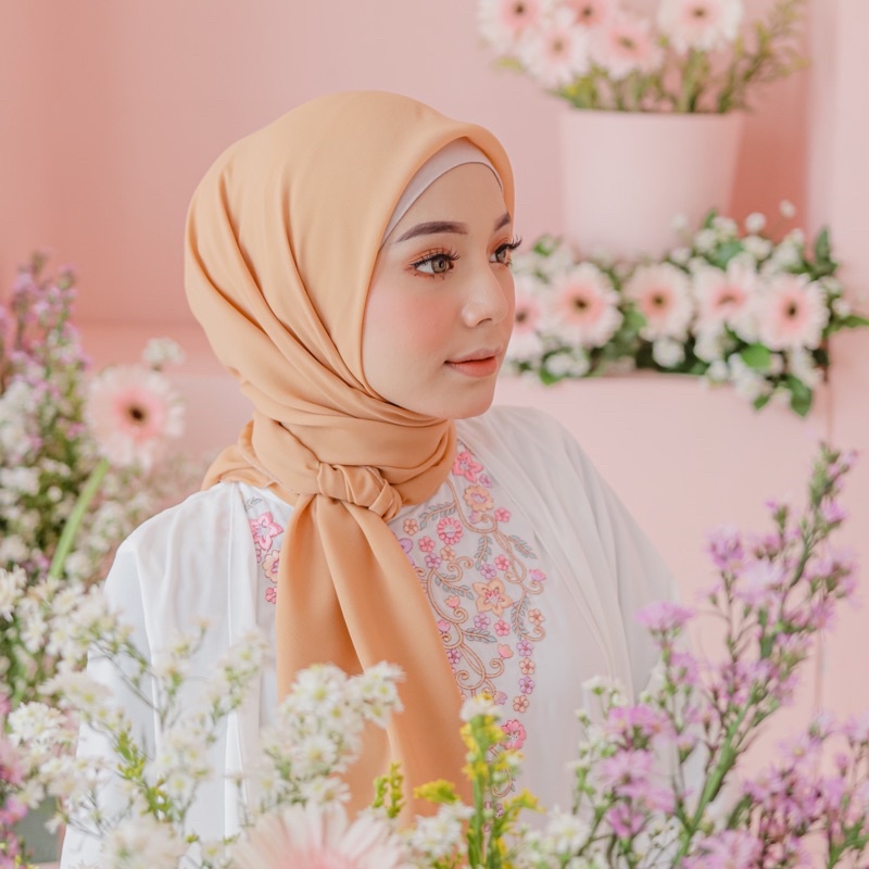 Bella Square Hijab Segiempat | Kerudung Laudya Pollycotton PART 2-Nude