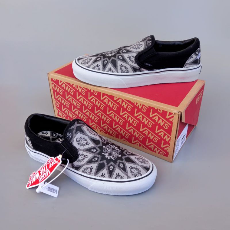 VANS SLIP ON MASTODON BLADE CATCHER