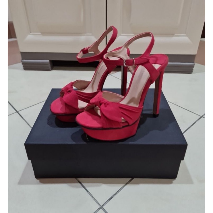 Tony Bianco Red Heels sz 35